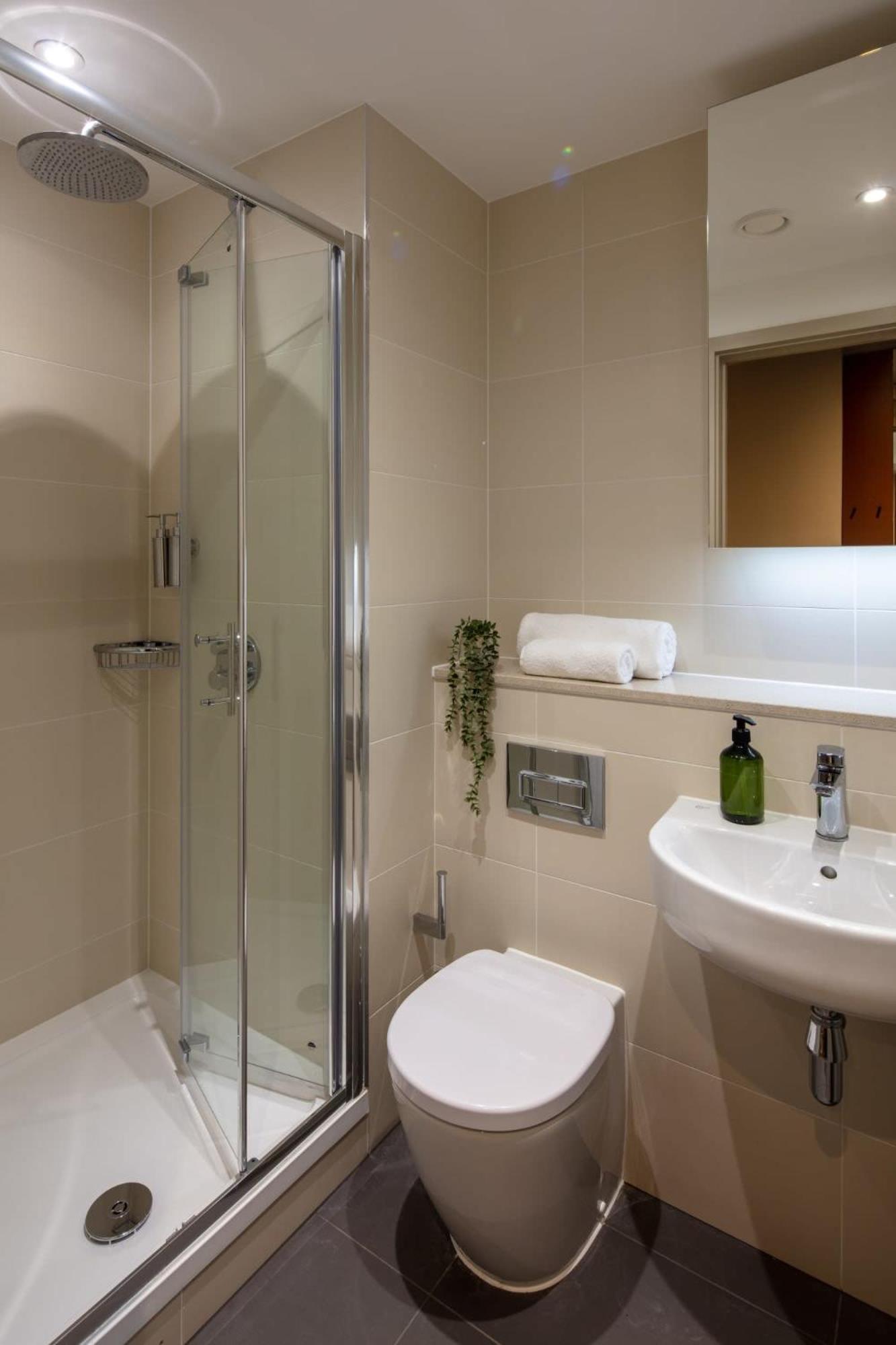 Appartement Florence Dock - *